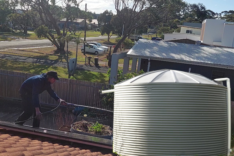 batemansbay Gutter Cleaner Takes Care of Gutters on Rainwater-Reliant Property