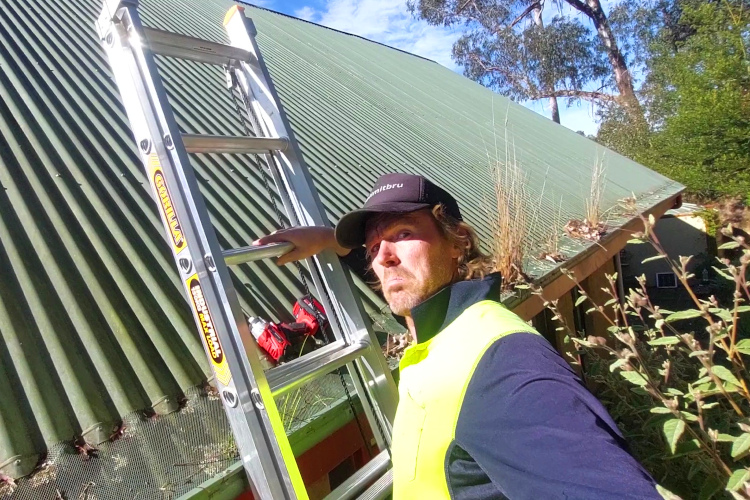 batemansbay Gutter Cleaner Assesses a Gutter Guard Failure
